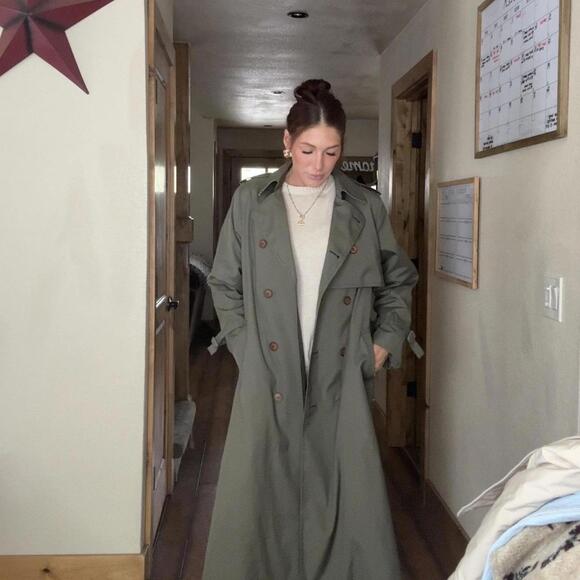 Olive green London Fog trench coat - Picture 6 of 6